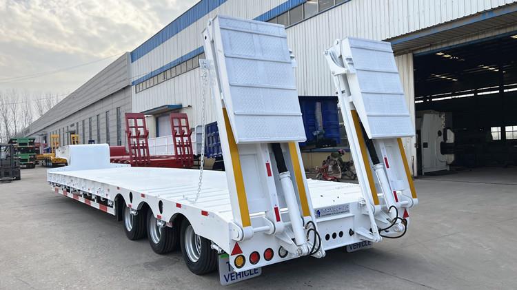 3 Axle 100 Ton Lowbed Trailer for Sale in Guyana Georgetown