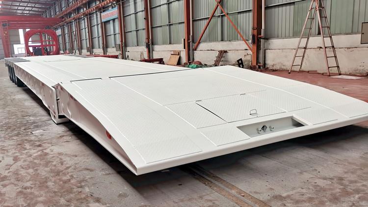 4 Axle 100T Mechanical Folding Gooseneck Trailer for Sale in Guyana