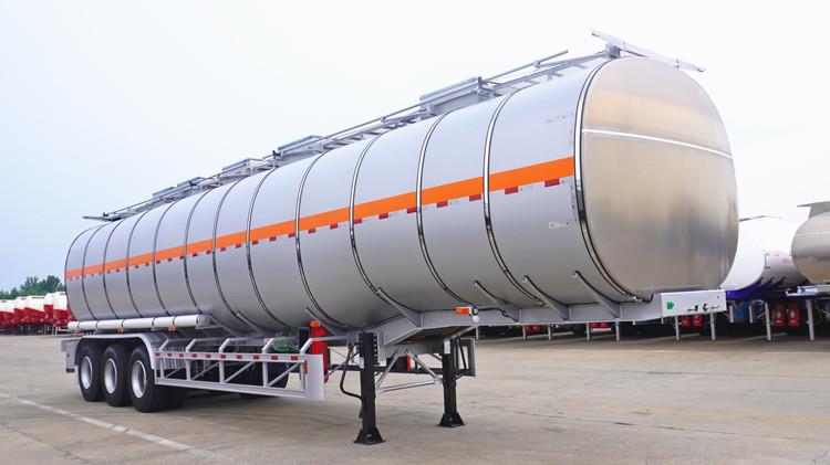 Petrol Stainless Steel Tanker Trailer for Sale in Guyana Bartica