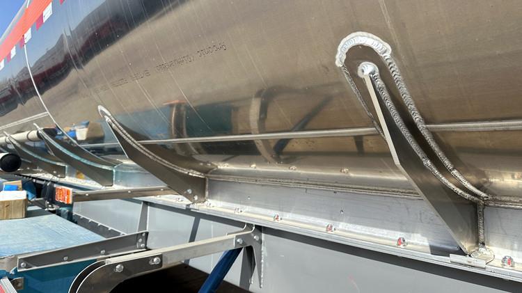 50000 Liters Aluminum Tanker Trailer for Sale in Guyana