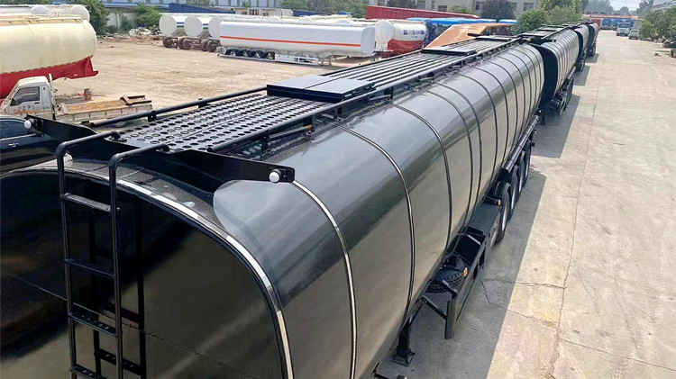 4 Axle 65000 Liters Asphalt Bitumen Tanker Trailer for Sale in Guyana