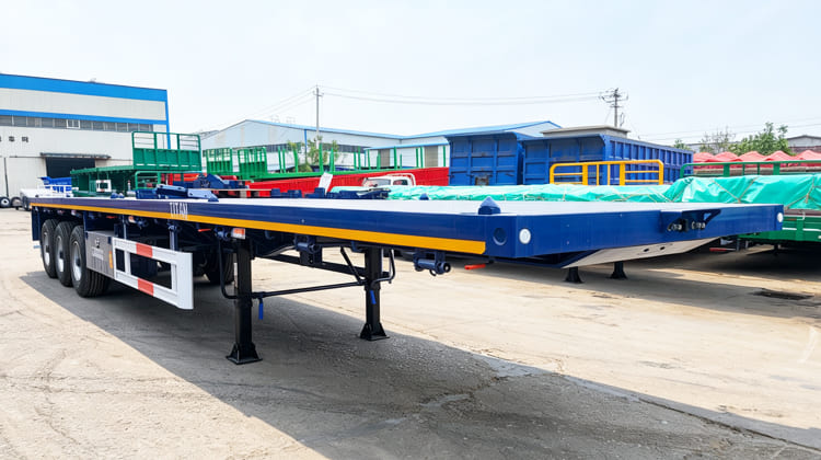 Tri Axle Semi Truck Flatbed Trailer Tractor for Sale in Guyana